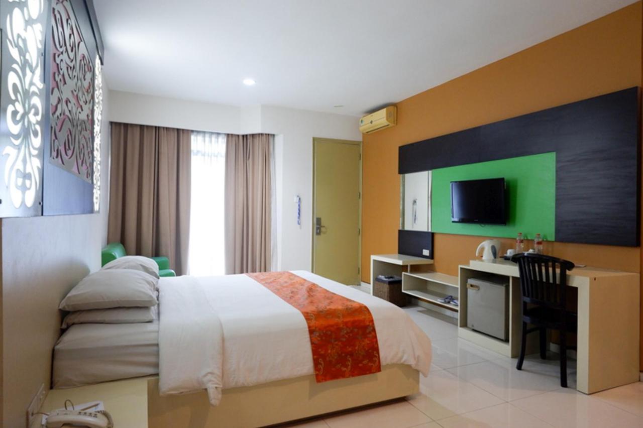 Hotel New Puri Garden Bandara Semarang Exterior foto