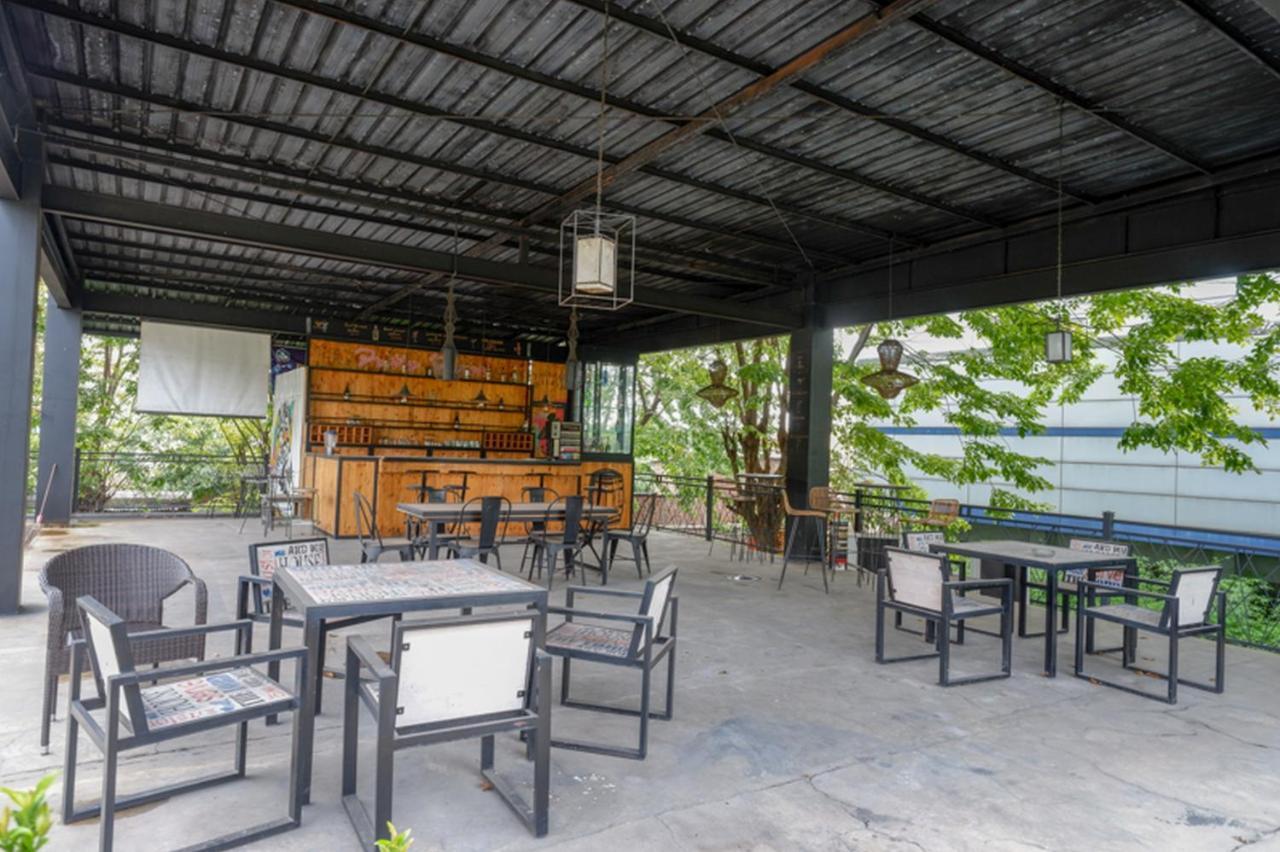 Hotel New Puri Garden Bandara Semarang Exterior foto