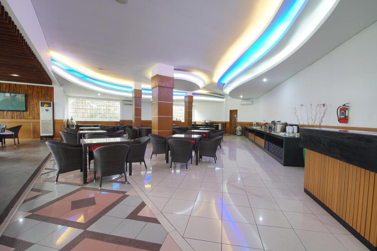 Hotel New Puri Garden Bandara Semarang Exterior foto