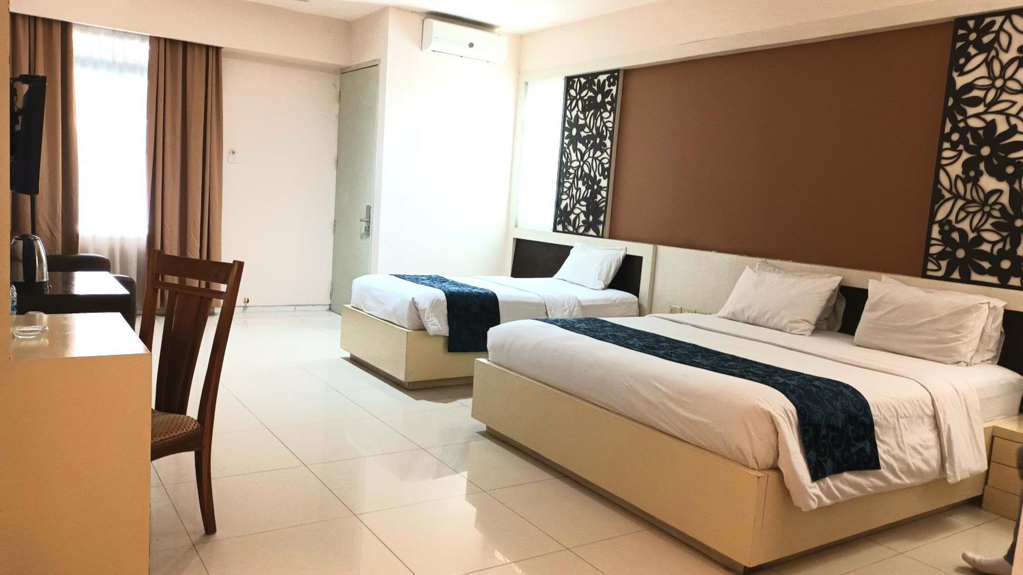 Hotel New Puri Garden Bandara Semarang Exterior foto